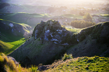 Backlit rock hills at Te Mata Peak. Hawkeâs Bay.の写真素材