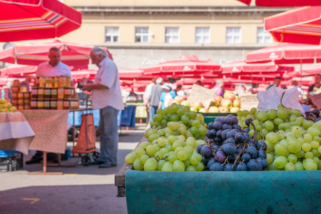 local market in Zagreb with fresh grapesのeditorial素材
