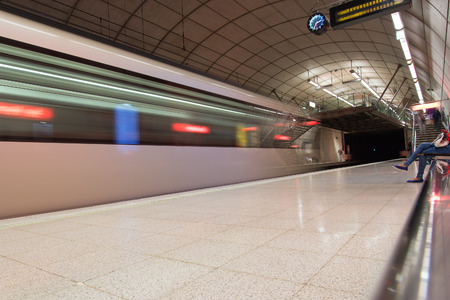 Train in Bilbao metro station, Spain.のeditorial素材