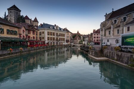 ANNECY, FRANCE - SEPTEMBER 13, 2019 : sun rise in downtown of Annecy, nicknamed the "Pearl of French Alps".のeditorial素材