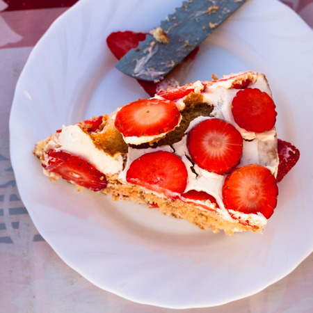 Delicious fresh homemade strawberry cake.の写真素材