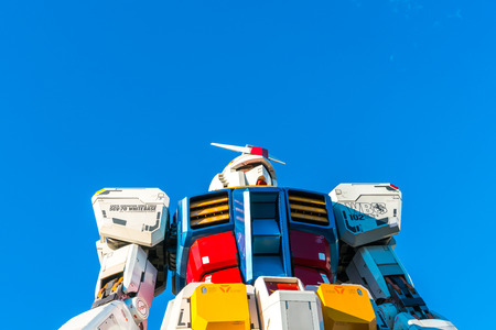 Full size Gundam Performances Outside DiverCity Tokyo Plaza, Odaiba, Tokyo, Japan - 27 November 2015: It is 18m tall The sculpture of famous anime franchise robot, Gundam.のeditorial素材