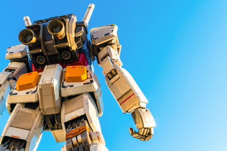 Full size Gundam Performances Outside DiverCity Tokyo Plaza, Odaiba, Tokyo, Japan - 27 November 2015: It is 18m tall The sculpture of famous anime franchise robot, Gundam.のeditorial素材