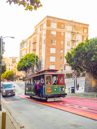 San Francisco, California, USA - November 10, 2015: The San Francisco cable car system, an icon of San Francisco, is the world's last manually operated cable car systemのeditorial素材