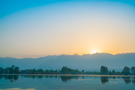 Sunrise on Dal lake, Kashmir Indiaの写真素材