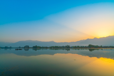 Sunrise on Dal lake, Kashmir Indiaの写真素材