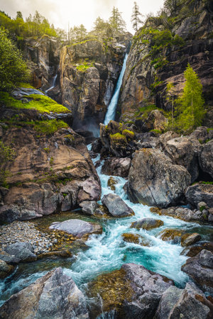 One of the most famous and visited waterfall in the Mercantour National Park. Stunning ample waterfall on the cliffs, Cascade du Ray waterfall, Alpes Maritimes, France, Europeの写真素材
