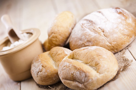 Variety of bread 
