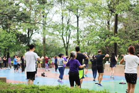 Aerobics in Bangkok Parkの写真素材