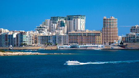 Valletta, Malta - JULY 17: Ships in port at vity Valletta on July 17, 2015 in Vallettaのeditorial素材