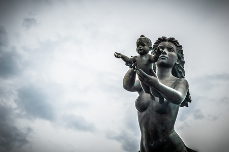 Mermaid statues and child on Koh Sametのeditorial素材