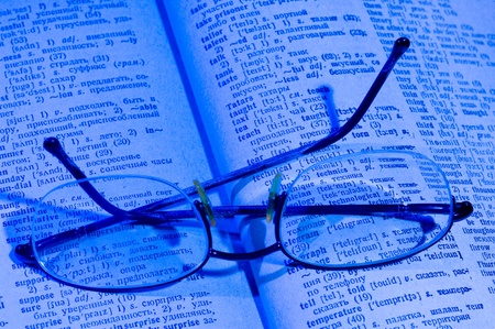 Eyeglasses on a book. Has put on the book glasses
の写真素材