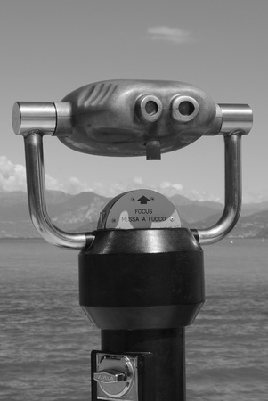 Binocular viewer of Lake Gardaのeditorial素材