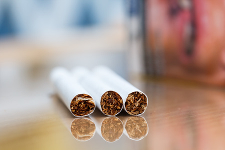 Close-up of cigarettes and waning pack background-3の写真素材