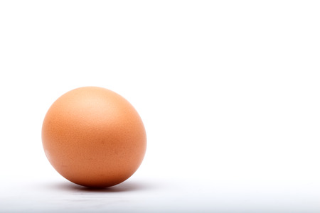 Fresh egg isolated on white backgroundの写真素材