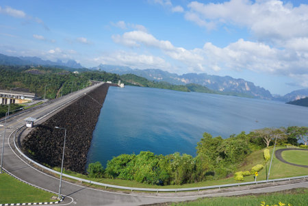 ratchaprapha damの写真素材