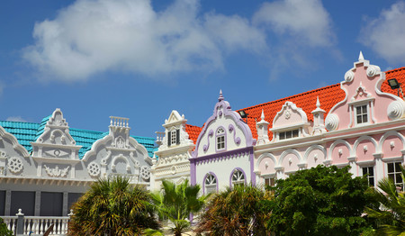 Colorful buildings and rooftops of Oranjstad in Arubaの写真素材