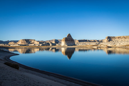 Lake Power in the United States at record low levels.  The photo is taken more than 30 feet below normal water level.の写真素材
