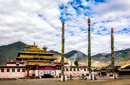 The samye monastery with cloudy blue sky in Tibet, China.のeditorial素材