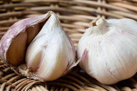 old garlic in the basket.の写真素材