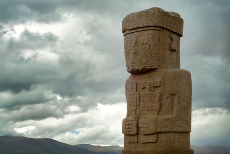 Monolith at Ruins of Tiwanaku, Boliviaの写真素材