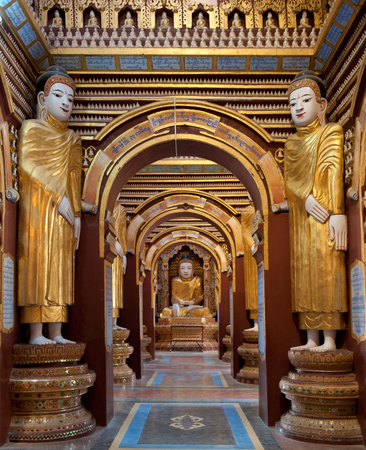 Interior of Thanbokde Pagoda, Monywa, Myanmarのeditorial素材
