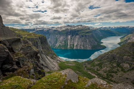 View of lake Ringedalsvatnet, Norwayの写真素材