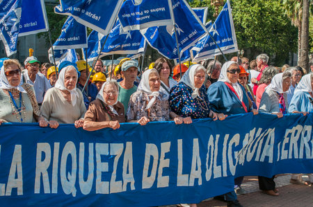 BUENOS AIRES, ARGENTINA - February, 26: Mothers of the Plaza de Mayo on February, 26, 2010 in Buenos Aires, Argentinaのeditorial素材