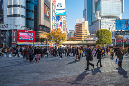 TOKYO, JAPAN - November, 21, 2014: Shibuya crossing in Tokyo, the busiest intersection in the worldのeditorial素材