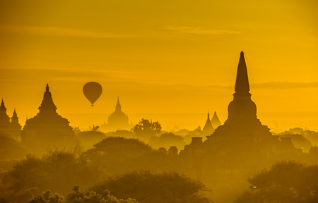 Sunrise over ancient Bagan, Myanmarの写真素材