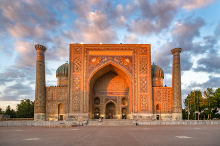 Sher-Dor Madrasah, Registan, Samarkand, Uzbekistanのeditorial素材