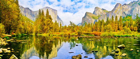 Valley View in Yosemite National Park in autumn.の写真素材