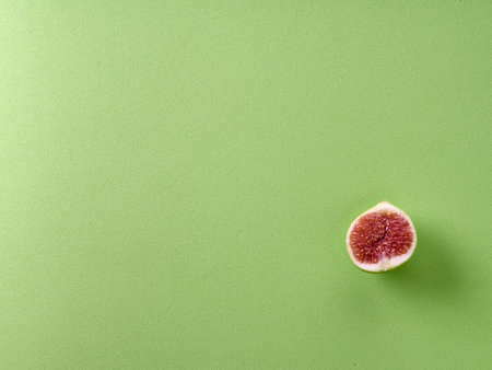Green and red figの写真素材