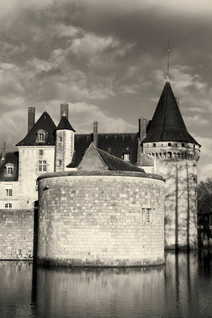 Castle of Sully-Sur-Loire, Loiret, Franceのeditorial素材