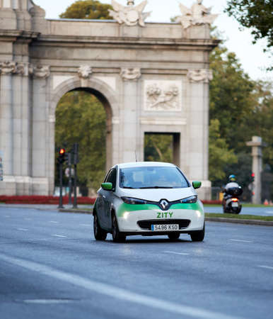 Madrid, Spain - August 8, 2020: Traffic in the city at sunset on a summer afternoonのeditorial素材