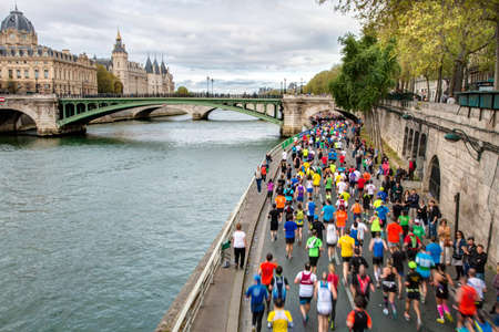 Marathon runners by the riverside in Parisのeditorial素材