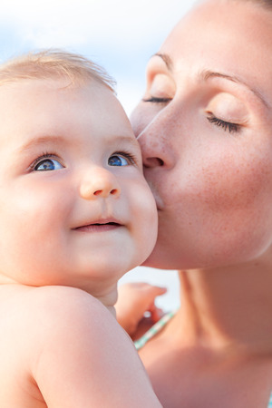 summer mother baby love outdoorsの写真素材