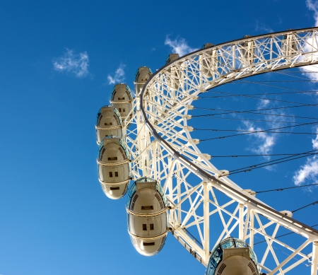 LONDON, SEPTEMBER - 18  The London Eye on September 18, 2012 in London  Below view of London Eye, one of the greatest points of interest in London のeditorial素材
