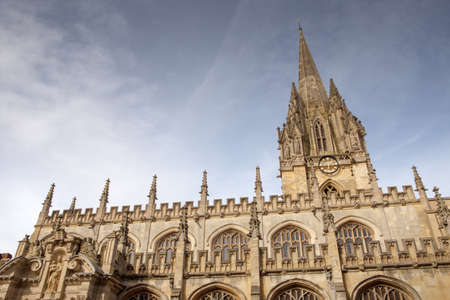 street detail of building and architecture around the city center of oxford in englandのeditorial素材