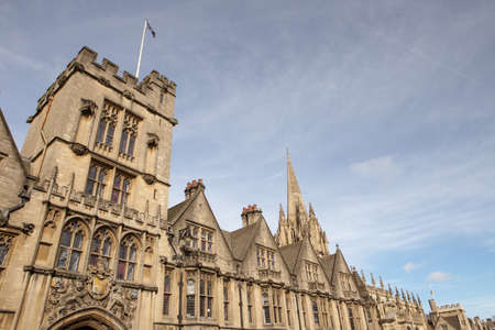 street detail of building and architecture around the city center of oxford in englandのeditorial素材