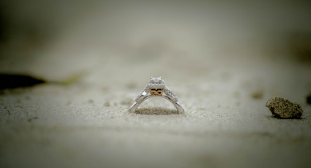 Engagement Ring Macro Shotの写真素材