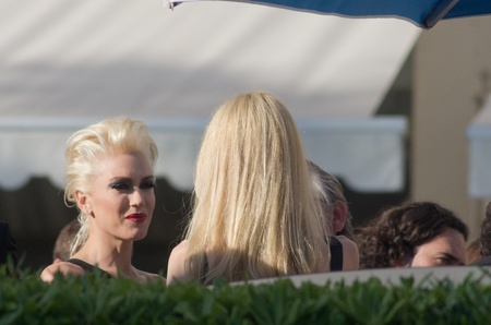 ANNES, FRANCE - MAY 20: Singer Gwen Stefani is spotted leaving the 'Martinez' hotel on May 20, 2011 in Cannes, Franceのeditorial素材
