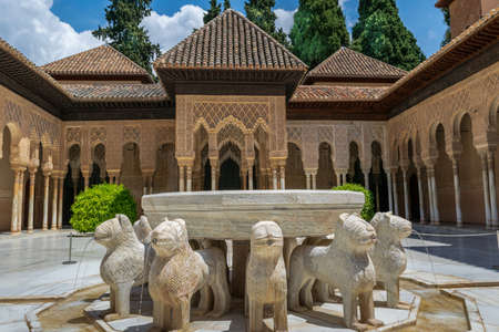 Courtyard of the Patio of the Lions in the Alhambra Palace in Granada, Spainのeditorial素材