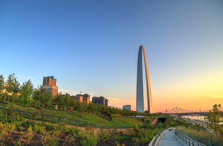 The Gateway Arch in St. Louis, Missouri.のeditorial素材