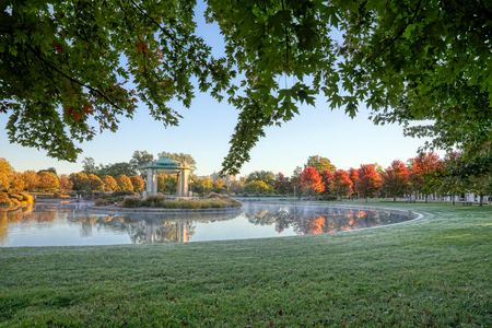 The bandstand located in Forest Park, St. Louis, Missouri.のeditorial素材