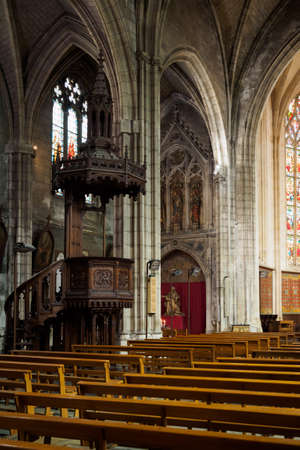 Nave and altar of the Saint-Pierre church in Bordeaux, Franceのeditorial素材