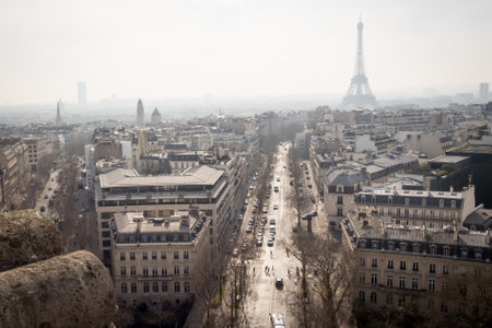 The Eiffel Tower in the Parisian morning mist from the top of the Arc de Triomphe - 29 - Paris, Franceの写真素材