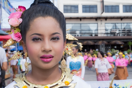 KO SAMUI - NOVEMBER 7: "Ngan Chak Pra" Traditional of buddhist festival;Unidentified people participate at the festival on November 7, 2012 at Koh samui,Suratthani, Thailand.のeditorial素材