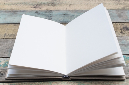 Recycle notebook on grunge backgroundの写真素材