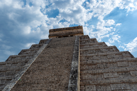 Mayan pyramid of Kukulcan El Castillo in Chichen Itza, Mexicoの写真素材